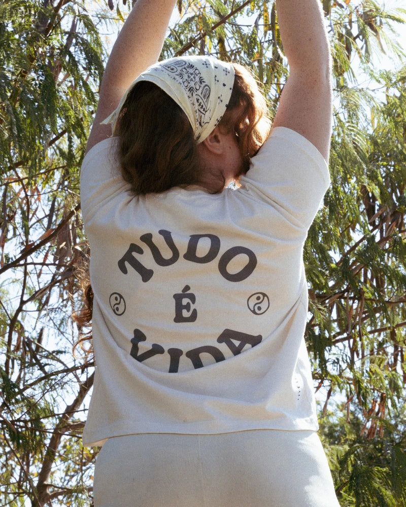 Camiseta Tudo é Vida - Off white
